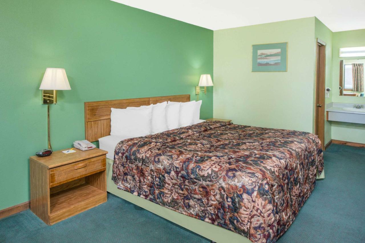 Days Inn By Wyndham Mountain Grove Buitenkant foto
