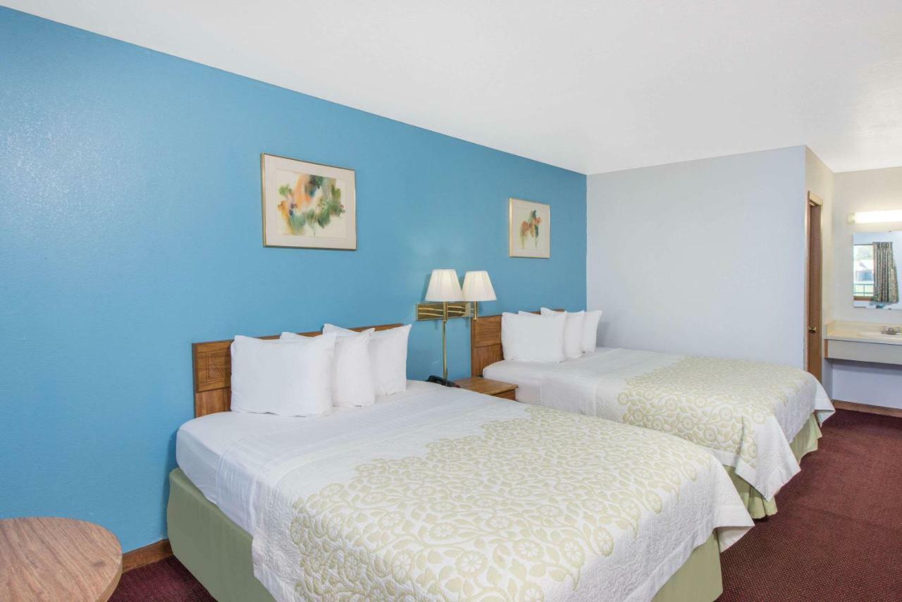 Days Inn By Wyndham Mountain Grove Buitenkant foto