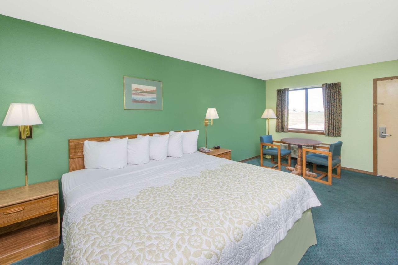 Days Inn By Wyndham Mountain Grove Buitenkant foto