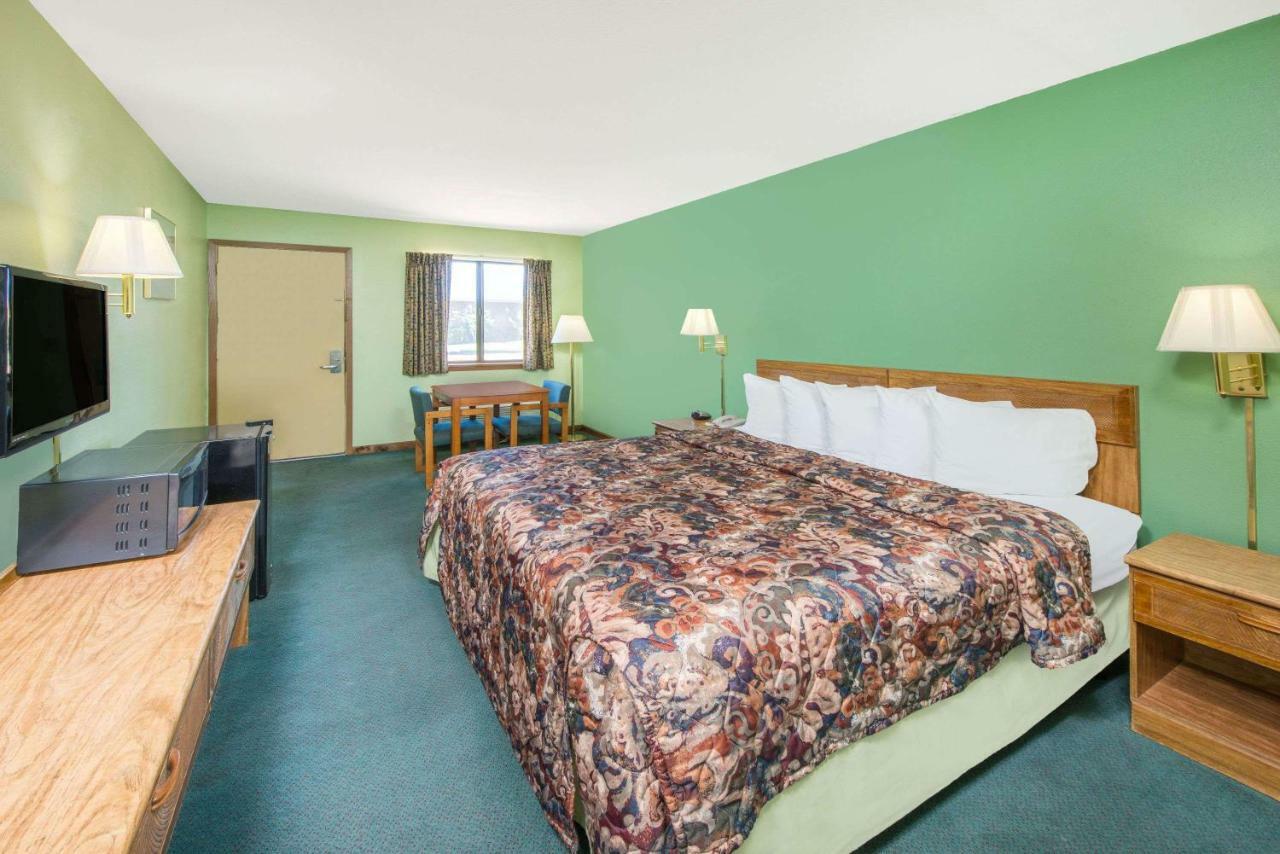 Days Inn By Wyndham Mountain Grove Buitenkant foto